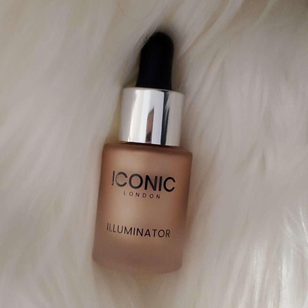 GAVE AS FREE GIFT W ORDER 🎁Brand NEW》 Iconic London Illuminator